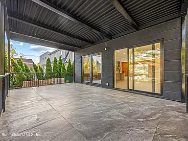 Steel-Framed Stone Terrace