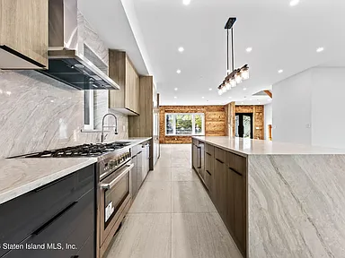 Marble & Walnut Open Kitchen